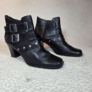 Harley Davidson Bridgit Black Leather Boots Womens Heeled Zipper Studded size 8M